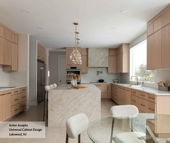 Contemporary Quartersawn White Oak Kitchen Cabinets